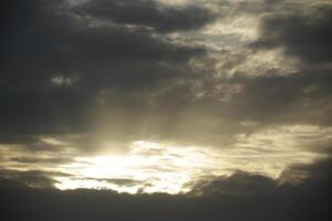 puesta de sol en el Países Bajos, nubes, colores foto