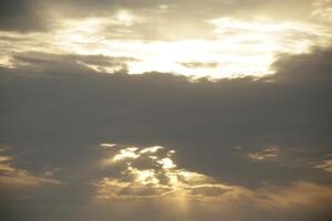 puesta de sol en el Países Bajos, nubes, colores foto