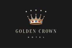 logo con oro Rey corona, diamante y inscripción dorado corona hotel vector