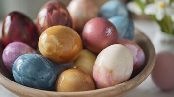 naturalmente teñido Pascua de Resurrección huevos foto