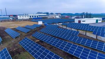 solar panel células ecológico energía electricidad. poder generadores productor eléctrico. foto
