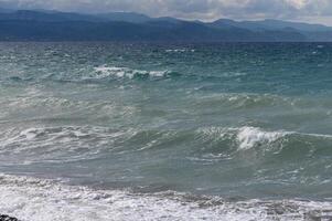 ver de el Mediterráneo mar y montañas en Chipre 2 foto