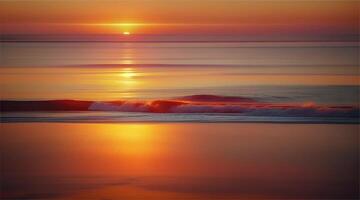 lindo pôr do sol sobre a de praia mar ao longo com pequeno ondas batendo a costa, dourado horizonte, a céu às crepúsculo e reflexões em a mar para viagem, feriados, relaxamento Tempo video