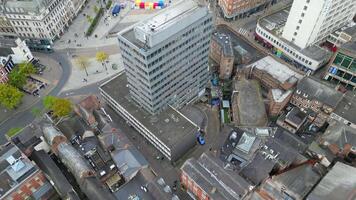 Alto ângulo Visão do central histórico Nottingham cidade Centro centro da cidade do Inglaterra, ótimo bretanha. abril 26º, 2024 video