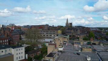 Alto ângulo Visão do central histórico Nottingham cidade Centro centro da cidade do Inglaterra, ótimo bretanha. abril 26º, 2024 video