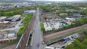 alto ángulo ver de histórico Sheffield ciudad cuales es situado a Inglés condado de sur Yorkshire unido Reino. mayo 5to, 2024 video