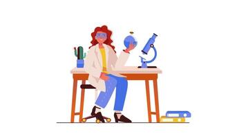 un mujer en un laboratorio Saco es sentado a un escritorio video
