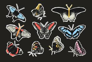 trama de semitonos collage mariposas con garabatos ilustración aislado en oscuro antecedentes. cortar fuera de revista formas para mezclado medios de comunicación diseño vector