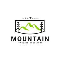 diseño de logotipo de montaña vector