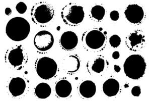 Grunge texture brush circles.Hand drawn paintbrush round shape. Watercolor stroke circles. Set of illustration. vector