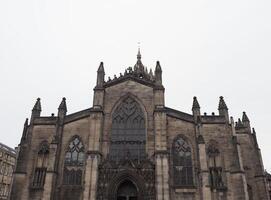 St Giles cathedral in Edinburgh photo