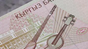 1 Kirgisistan so M National Währung Geld legal zärtlich Rechnung zentral Bank 3 video