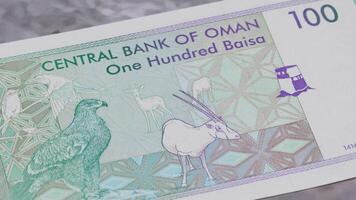 100 omani rial nationaal valuta geld wettelijk inschrijving bankbiljet Bill centraal bank 3 video