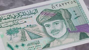 100 omanais rial nationale devise argent légal soumissionner billet de banque facture central banque 4 video
