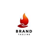 mano que lleva fuego ascuas logo diseño. mano con flameante fuego símbolo logo diseño. vector