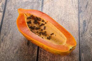 dulce y jugoso tropical papaya foto