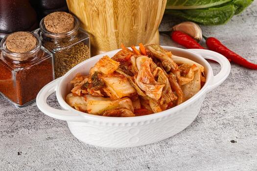 coreano cocina fermentado repollo kimchi foto