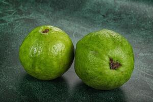 Fresco maduro verde guayaba Fruta foto