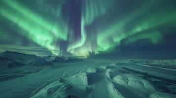 el eléctrico azul Aurora bailes terminado el Nevado paisaje foto