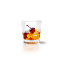 oud fashioned glas kort en gevulde met diep amber bourbon cocktail een leeg en een png