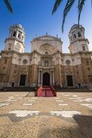 catedral en Cádiz, del Sur España foto