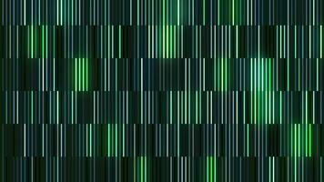 ein Mauer von reflektierend lange mehrfarbig Streifen auf ein schwarz Hintergrund, nahtlos Schleife. Bewegung. hauptsächlich Grün blinkend Linien. video