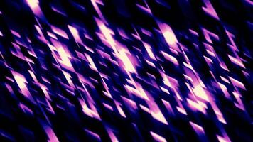 abstrait diagonale énergie ou lumière des rayons avec rose ou violet brillant effet. mouvement. embrasé rayures création effet de le interminable clignote, sans couture boucle. video