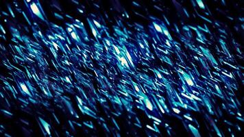 blå skärvor av glas på en svart bakgrund, ändlös korridor av reflektioner. rörelse. faller bitar av spegel, faller glas regn. video