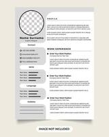 Simple job application cv template with experience and skill section. the corporate office resume template design with photo placeholders. Modern simple template for curriculum. vector