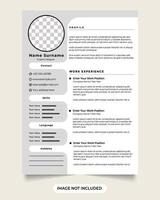 Simple job application cv template with experience and skill section. the corporate office resume template design with photo placeholders. Modern simple template for curriculum. vector