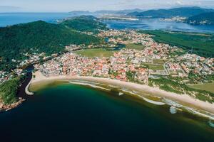 panorama de barra da laguna. aéreo ver de Papa Noel catarina isla. foto