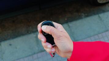 Remote Keys Used To Open The Car video