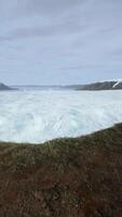 expansiv glacial- landskap i arktisk område under dagtid video