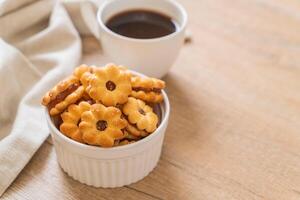 biscuit with pineapple jam photo