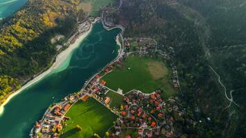 Luftaufnahme Blick auf den Walchensee von der Herzogstandbahn. Aerial view Lake Walchen and town of Walchensee, Zwergern peninsula, as seen from Herzogstand mountain, Upper Bavaria, Bavaria, Germany. video