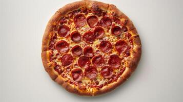 pepperoni Pizza en blanco mesa foto