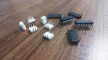 colección de resistor electrónico componentes foto