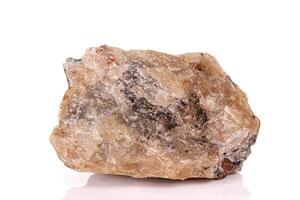 macro Roca circón mineral en blanco antecedentes foto