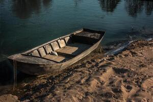 Solitude boat detail photo