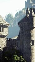 aérien vue de médiéval Château avec interne et extérieur Cour video