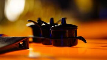 Tea kettle hd boken image photo