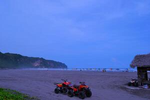 parangtritis playa en caliente tarde foto