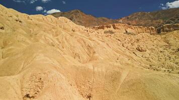 Sand Klippen und Schluchten im das Berge video