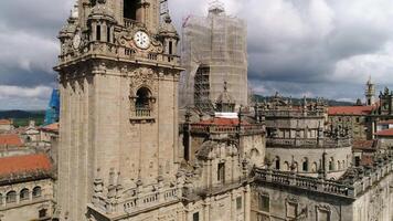 Santiago compostela kathedraal in Spanje antenne visie video