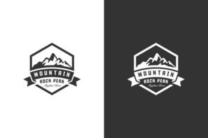 silueta montaña pico Insignia logo diseño con hexágono gráfico idea para trepador, aventuras logo ilustración vector