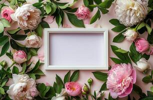 blanco marco rodeado por rosado y blanco flores foto