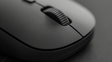 The matte finish of the mouse buttons give a smooth touch and slide against the fingertips perfect for quick and accurate clicks photo