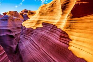 Antelope Canyon is a mesmerizing natural wonder, renowned worldwide for its flowing red rock formations, making it one of the most sought-after destinations for nature enthusiasts across photo