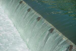 Dam with movable bulkheads photo