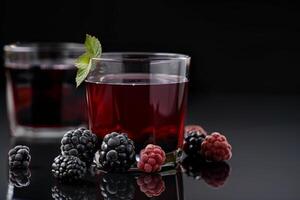 Tantalizing blackberry juice perfect for ad campaigns photo
